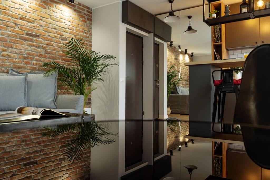 Amazing City View - Terrace+Netflix - City Center บูคาเรสต์ ภายนอก รูปภาพ